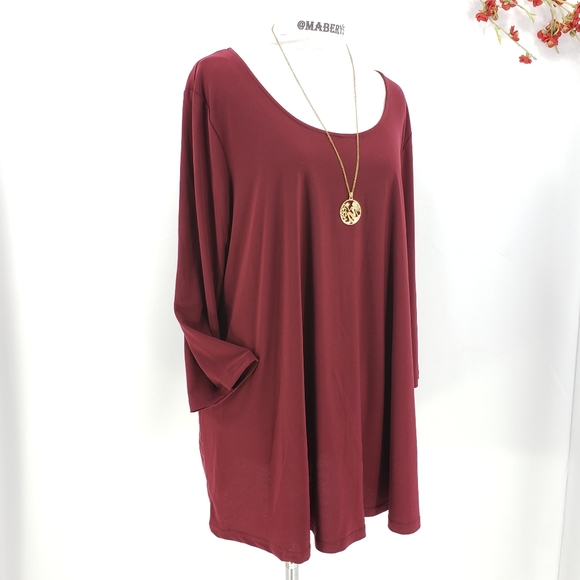 GILLI Lattice Detail Burgundy Tunic Top - Picture 2 of 9